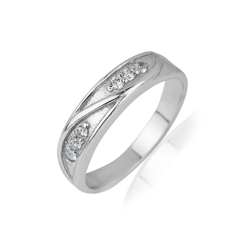 Heart Silver Ring with American Diamond - kurifly